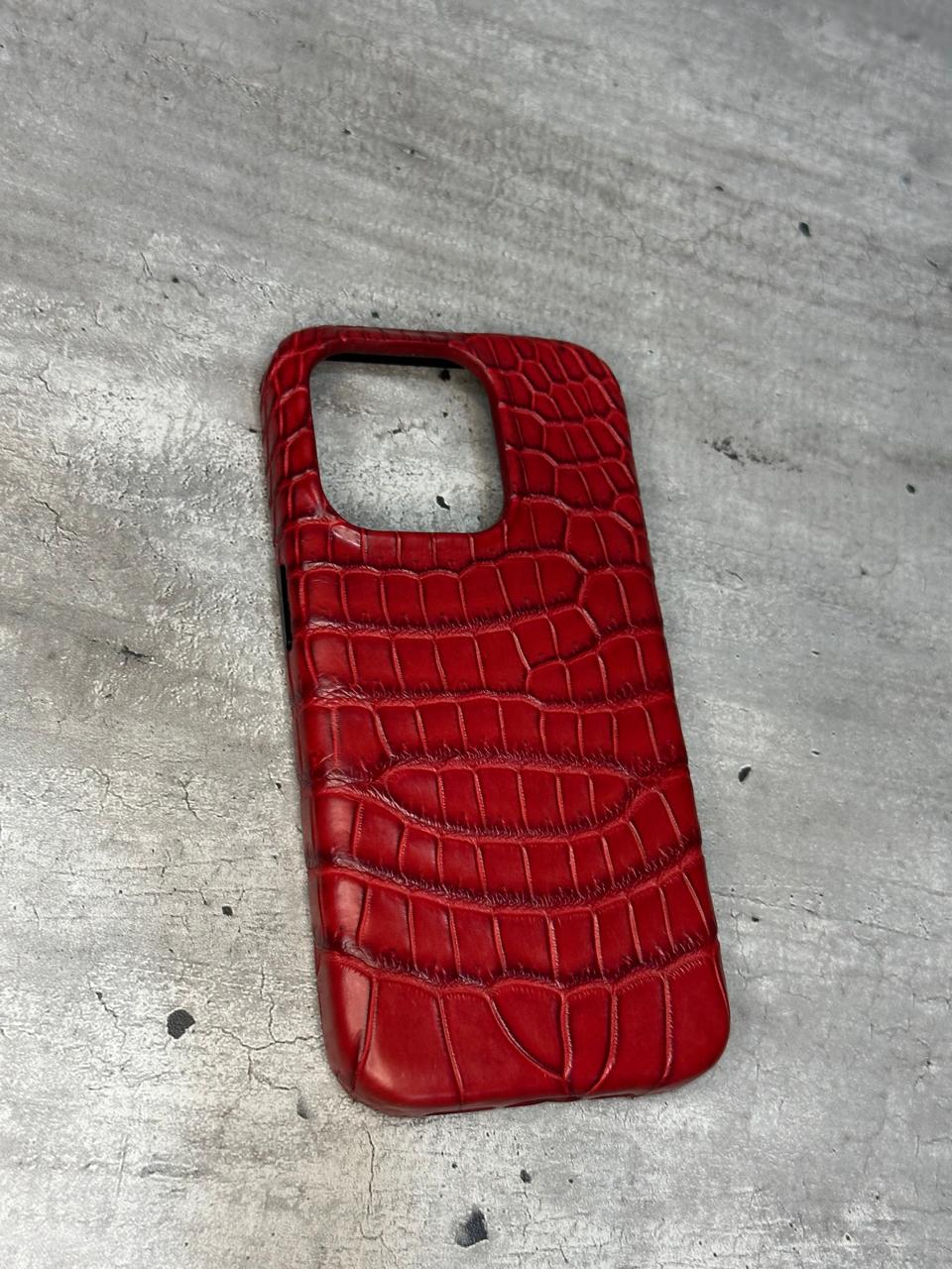 Красный кожаный чехол из крокодила MobCase 1989