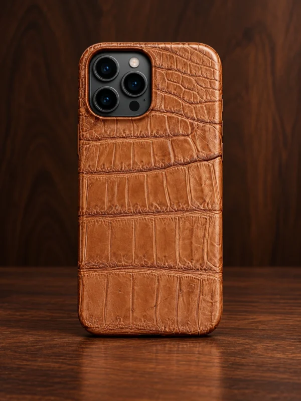 Купить Коричневый чехол из кожи крокодила Mobcase 1762 — заказать в ателье премиальных аксессуаров Мобкейс