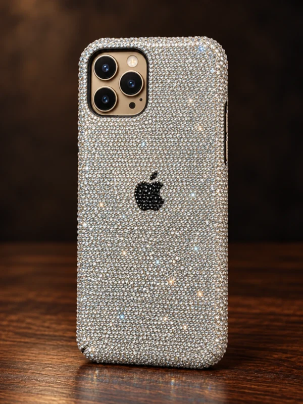 Купить Эксклюзивный чехол со стразами Swarovski, логотипом Apple Mobcase 1179 — заказать в ателье премиальных аксессуаров Мобкейс