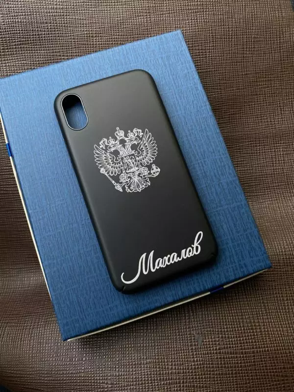 Эксклюзивный фамильный чёрный чехол с гербом России Mobcase 1359