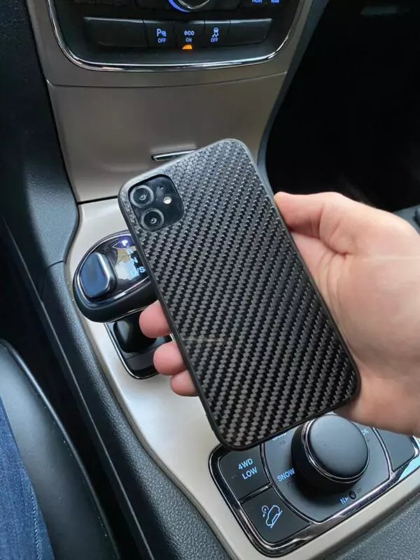 Карбоновый чехол Mobcase 1063
