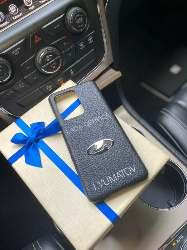 Кожаный, чёрный чехол с логотипом Лада Mobcase 1160