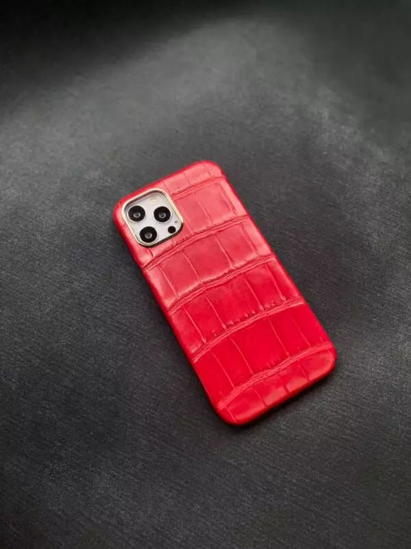 Красный кожаный чехол из крокодила Mobcase 1424