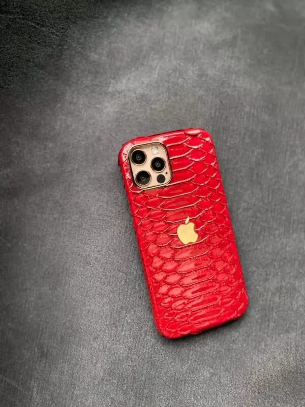 Красный кожаный чехол из питона с логотипом Apple Mobcase 1432