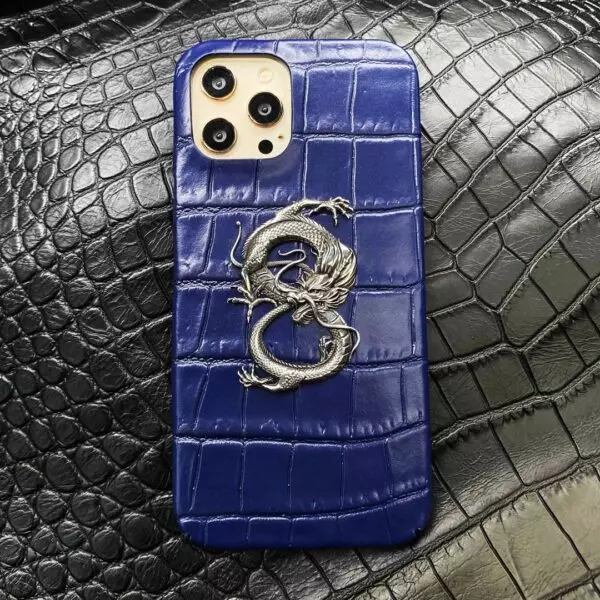 Синий кожаный чехол с серебряным Драконом Mobcase 1481