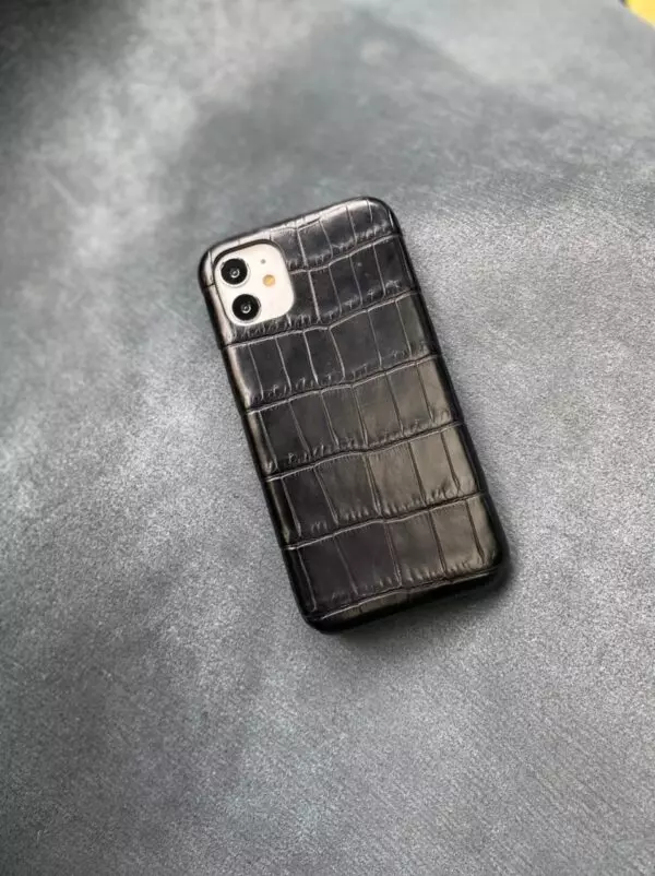 Чёрный кожаный чехол ручной работы из крокодила Mobcase 1493 для iPhone 11