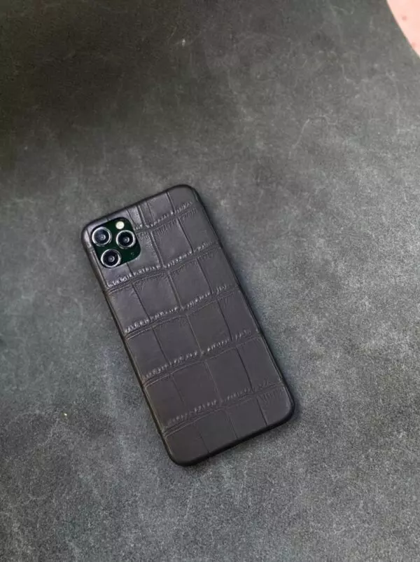 Чёрный кожаный чехол ручной работы из крокодила Mobcase 1503 для iPhone 12 Pro Max