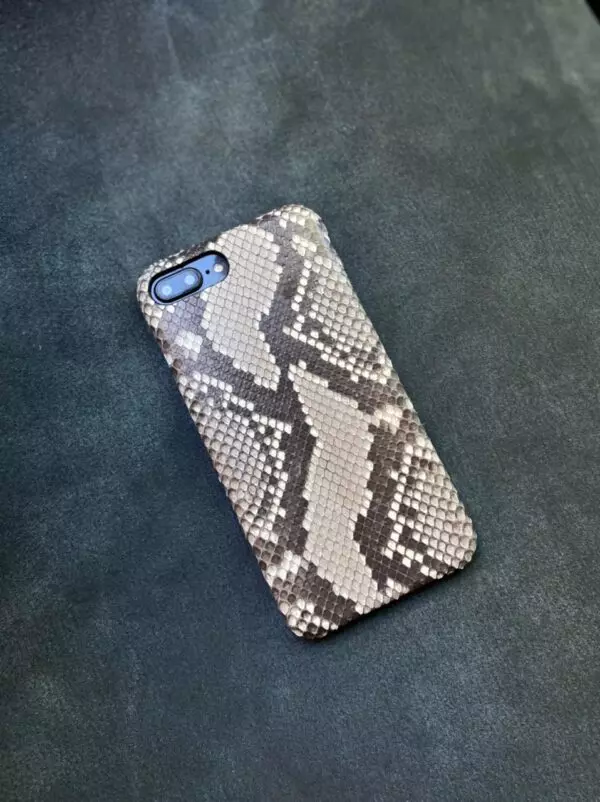Белый кожаный чехол из необычного питона Mobcase 1506 для iPhone 8 Plus