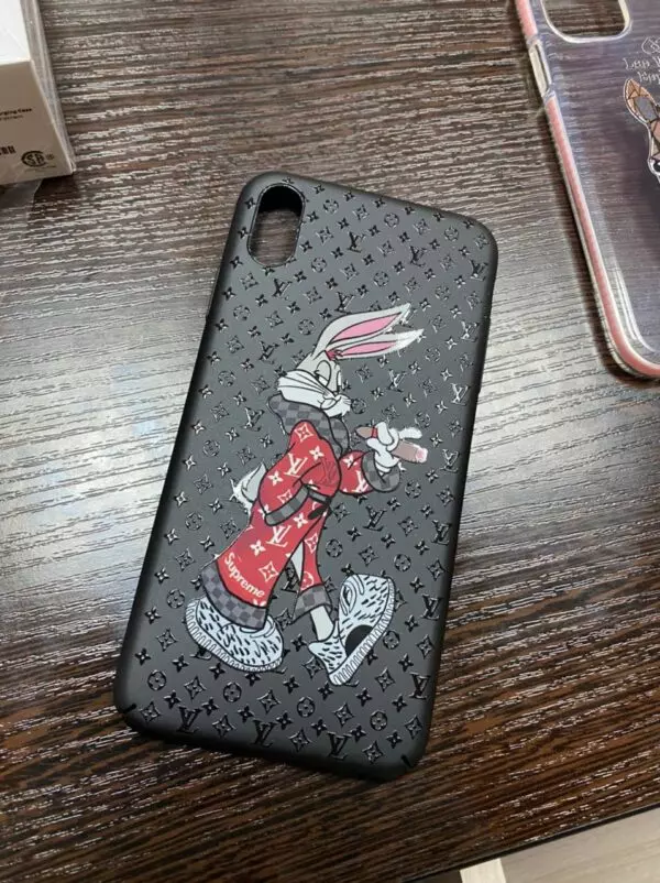 Чёрный чехол с логотипом LV Багз Банни Mobcase 1518 для iPhone X
