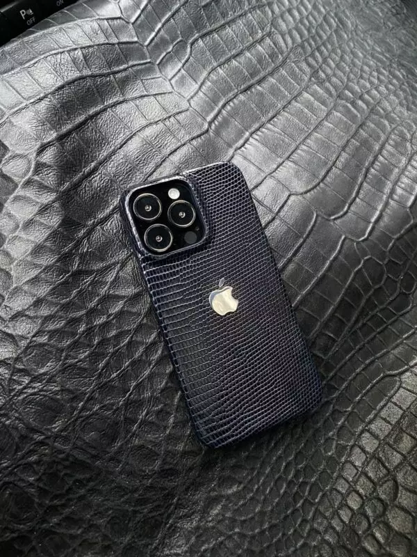 Синий кожаный чехол из игуана с логотипом Apple Mobcase 1616