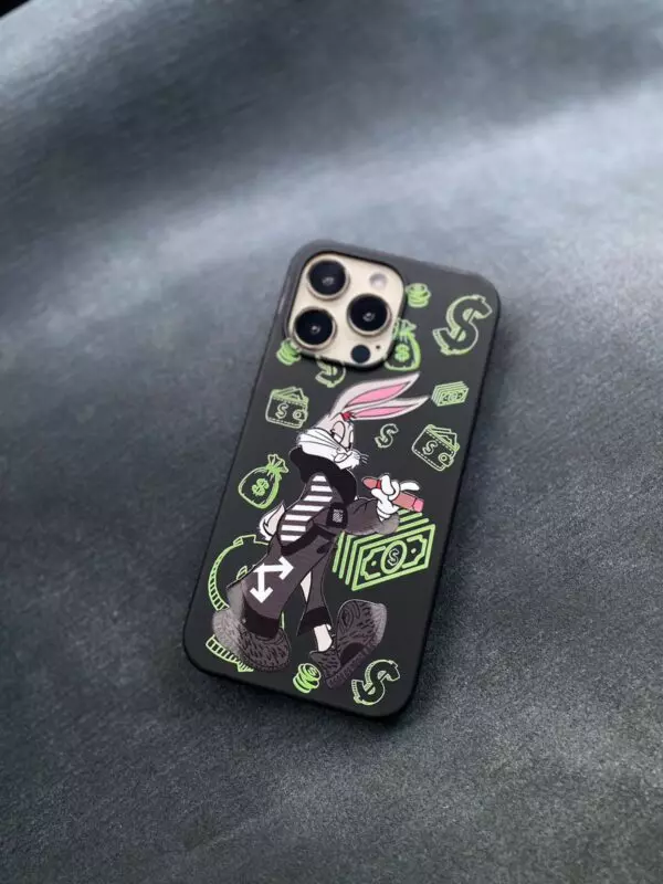 Чёрный силиконовый чехол с Багз Банни Mobcase 1650