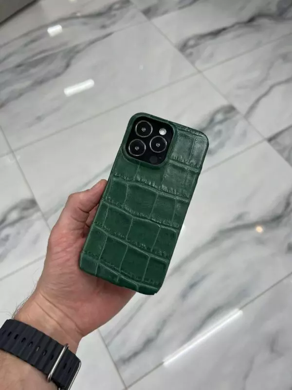 Зелёный кожаный чехол из натуральной кожи под крокодила MobCase 1927