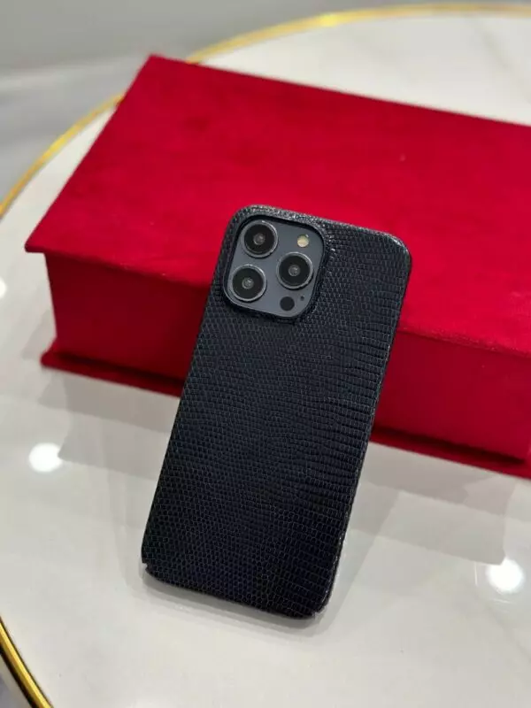 Кожаный синий чехол из кожи игуаны MobCase 1948